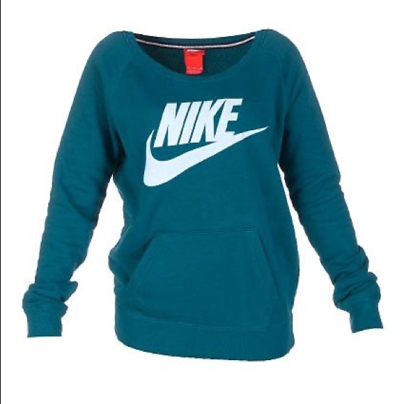 Nike Tops - Nike Crewneck